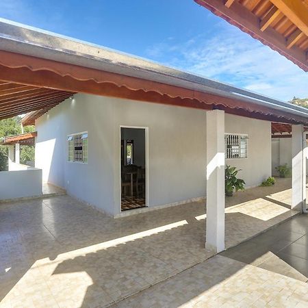 Casa Sao Luis Villa Lindóia Екстериор снимка