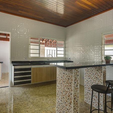 Casa Sao Luis Villa Lindóia Екстериор снимка
